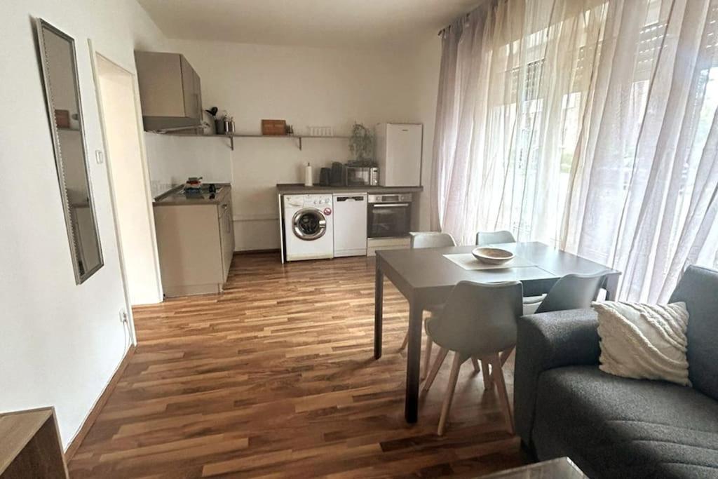 Stadtnahen Wohnung I Kueche I Oelde Exterior photo